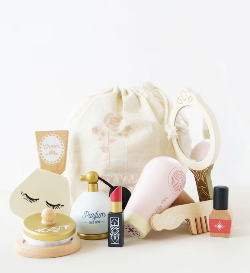 WOODEN PRETEND/ROLE PLAY MAKEUP BEAUTY BAG