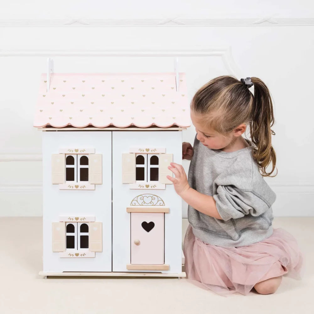 ROSE HEART WOODEN DOLL HOUSE